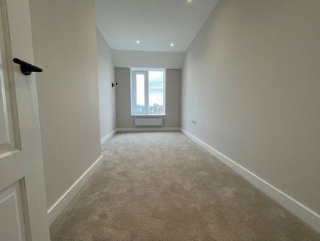 2 Bed Flat, Carlton Crescent, SO15 - Photo 3