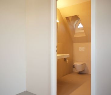 Exceptional Attic Apartment in Thalwil with 180° Views of Lake Zuri... - Foto 5