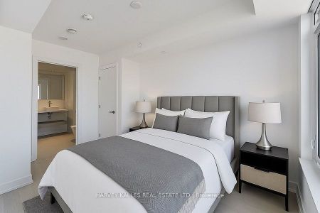 For Lease - 11 Yorkville Avenue Unit# 2405, Toronto, Ontario - Photo 5