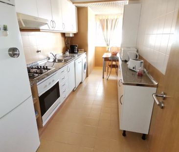 Amplo apartamento de um quarto em predio de nova construção com gar... - Photo 1