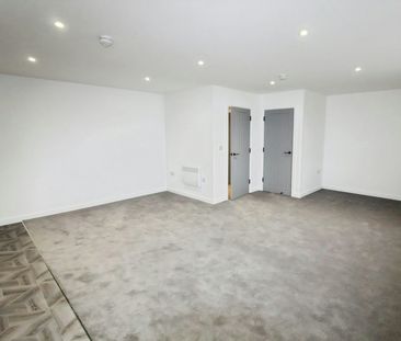 Flat to rent on - Photo 4