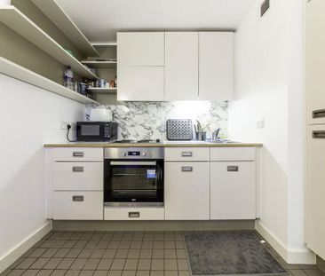 1 bedroom flat to rent - Photo 5