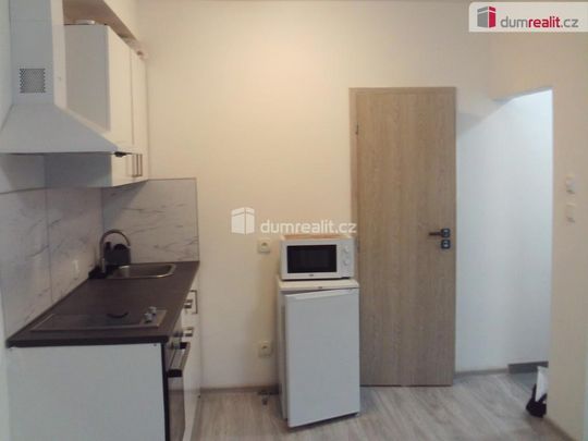 Pronájem bytu 1+kk 30 m2 - Фото 1