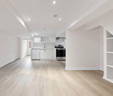 For Lease - 158 Mcroberts Avenue, Toronto, Ontario - Photo 4