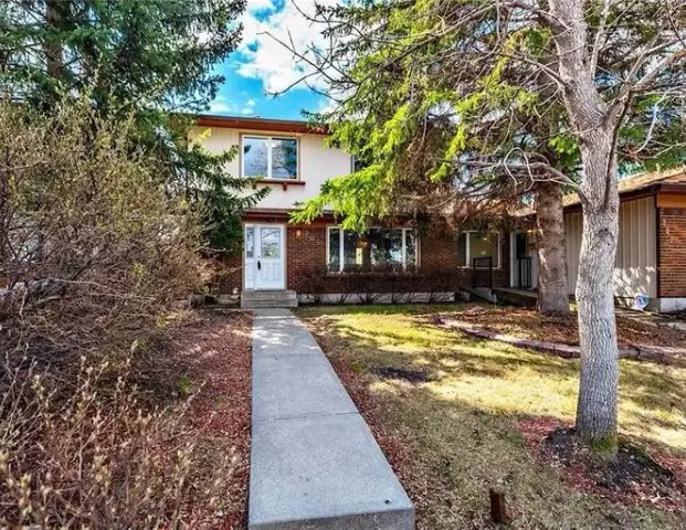 4 Bed 1.5 Bath Duplex | 204 Midridge Place Southeast, Calgary - Photo 1