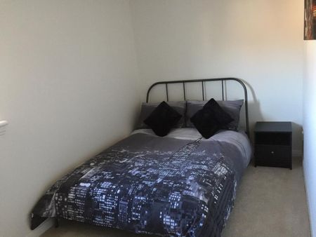 2 bedroom semi-detached house to rent - Photo 3