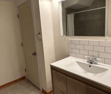 For Lease - 46B Kennedy Drive, Kawartha Lakes, Ontario - Photo 4