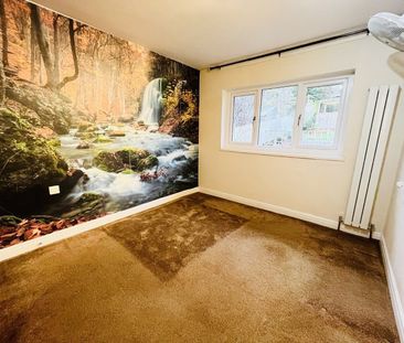 Rothwell Road, Halifax - Photo 5