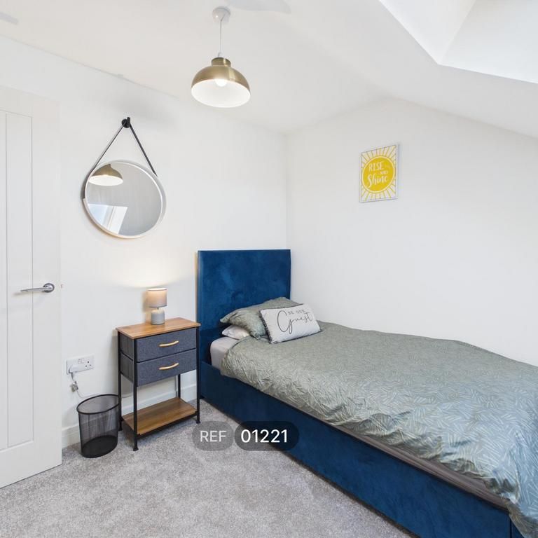 2 bedroom apartment to rent - Photo 1