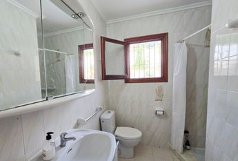 SPACIOUS VILLA FOR RENT FOR LONG TERM INCLUDING SUMMER