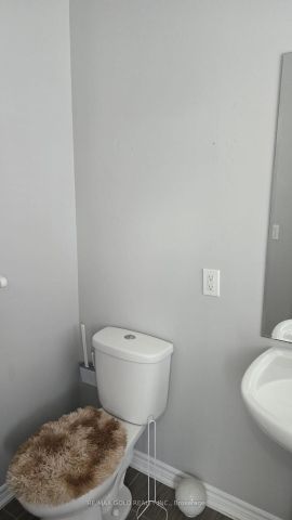 For Lease - 34 Leadership Drive, Brampton, Ontario - Photo 5