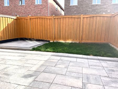 For Lease - 1261 Blencowe Crescent, Newmarket, Ontario - Photo 5