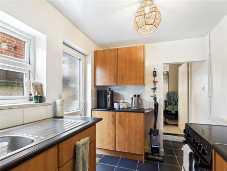 Rosehill Road, Ipswich, Suffolk, IP3 8HG - Photo 5