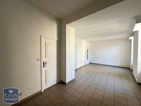 Location Appartement 3 pièces 80m² MACON 71000 - Photo 2