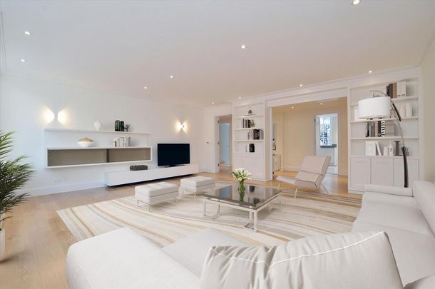 3 bedroom flat to rent - Photo 1