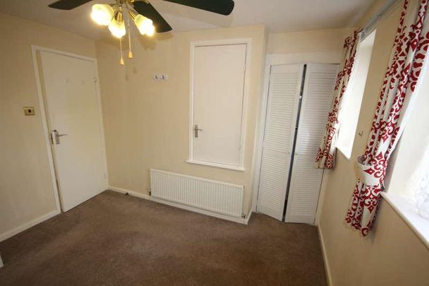 The Cloisters, Stapenhill, DE15 - Photo 1