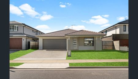 Expansive Family Home in a Prime Gables Location - Photo 5