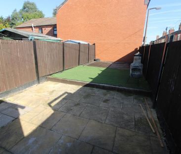3 bedroom terraced house to rent - Photo 4