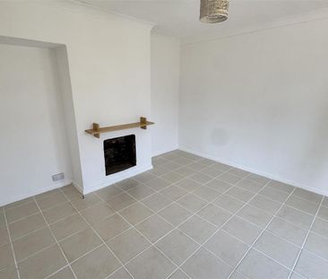 2 bedroom semi-detached house to rent - Photo 5