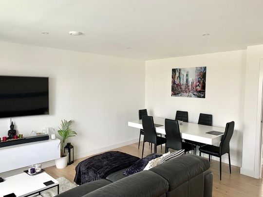 2 bedroom apartment to rent - Photo 1