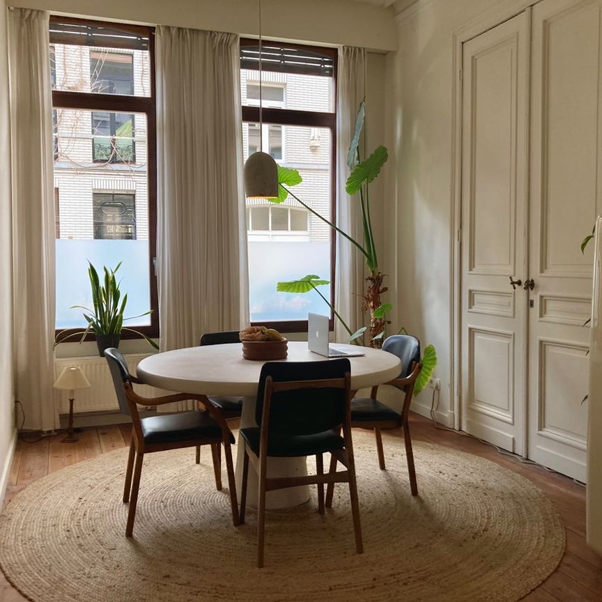 Topfloor of an Antwerp townhouse - Photo 1