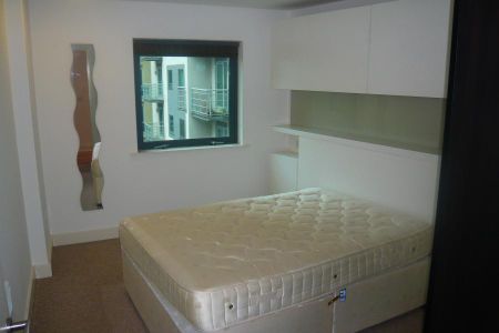 2 bedroom apartment to rent - Photo 2