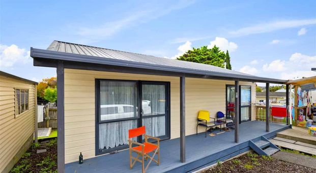 Two Bedroom Detached Dwelling in Henderson - Photo 1