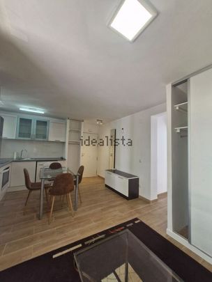 Alquiler de piso en Calle Jorge Manrique - Photo 1