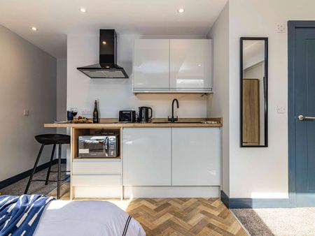 Modern Fully Furnished Studio Room with Ensuite – Central Derby DE1 – All Bills Included Room 1 - Photo 5