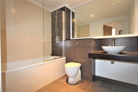 Cypress Place, Manchester, M4 4EF - Photo 3