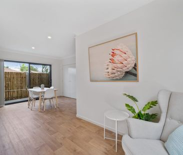 MODERN FULLY FURNISHED STUDIO APARTMENT - Photo 4