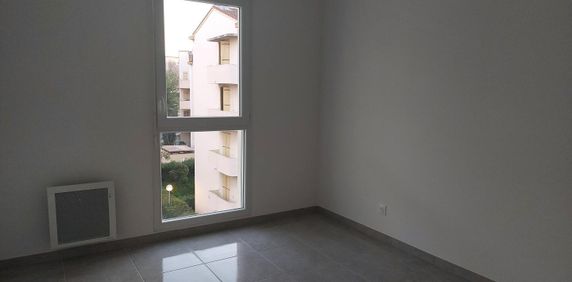 location Appartement T2 DE 41.18m² À MARSEILLE - Photo 2