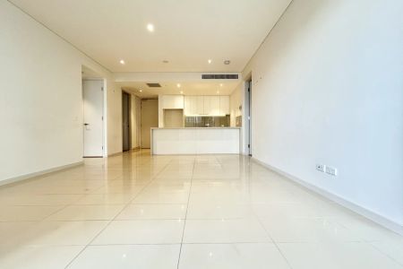 Sophisticated Living in the Heart of Burwood at the Prestigious 'Burwood Grand'" - Photo 2
