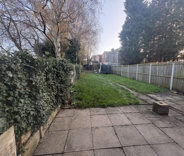 2 bedroom semi-detached house to rent - Photo 3