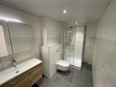 Appartement de 70m2 devant la gare avec balcon - Foto 5