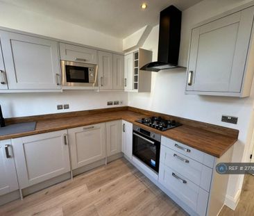 3 bedroom terraced house to rent - Photo 5