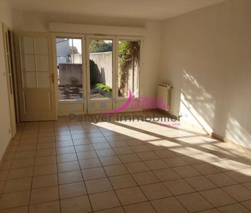 Location Maison 4 pièces 82m² MONTEUX 84170 - Photo 1