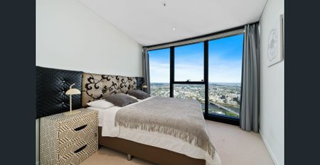 Executive 2-Bedroom Apartment with Breathtaking Brisbane River Views - Photo 4