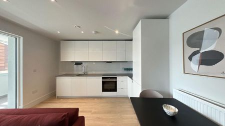 1 bedroom flat to rent - Photo 2