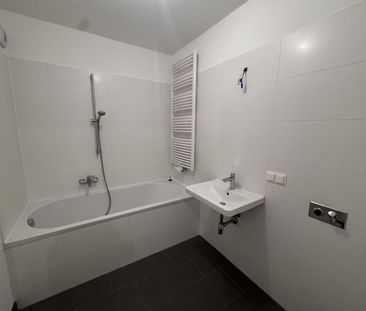 Attraktive 2-Zimmer-Wohnung mit Balkon nahe Bushaltestelle 31A R... - Photo 3