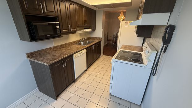 For Lease - 30 Malta Avenue Unit# 206, Brampton, Ontario - Photo 1