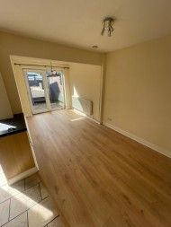 Roslin Gardens, Bolton - Photo 1