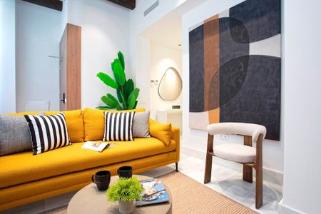 Calle San Vicente, Sevilla, Andalusia 41002 - Photo 5