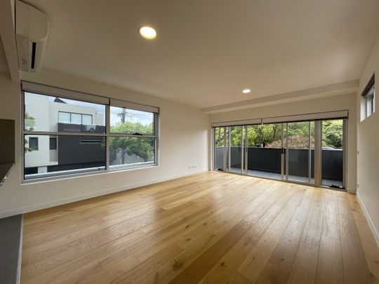 2/1351 Toorak Road, Camberwell VIC 3124 - Apartment For Rent | Domain - Photo 1