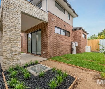 Contemporary comfort in a coveted Northcote pocket - Photo 4