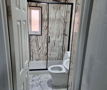 5 Bed Terraced House, Durham Road, E16 - Photo 5