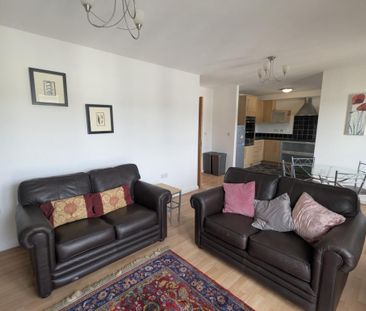 2 bedroom apartment to rent - Photo 2