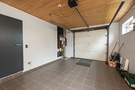 Rustig gelegen woning met 5 slaapkamers en 2 garages - Foto 5