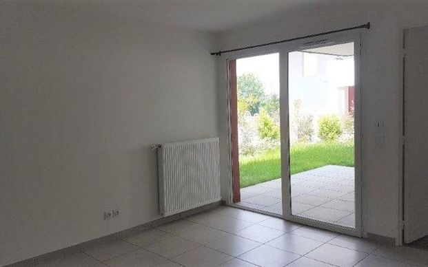 Appartement à louer 2 pièces • Saint-Julien-en-Genevois - Photo 1