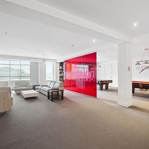 2160 Av. Terry Fox - Photo 1